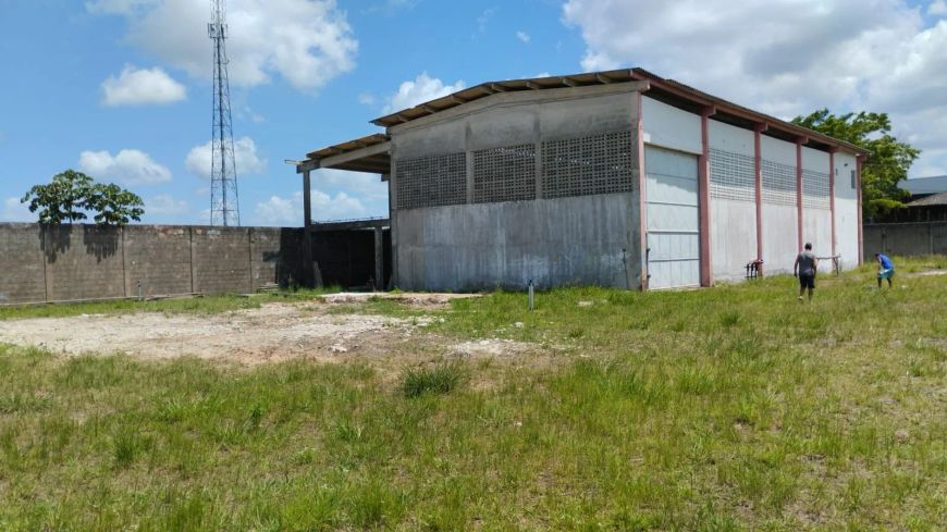Galpão disponível para Aluguel e Venda, Localizado no Poloplast, Camaçari - BA