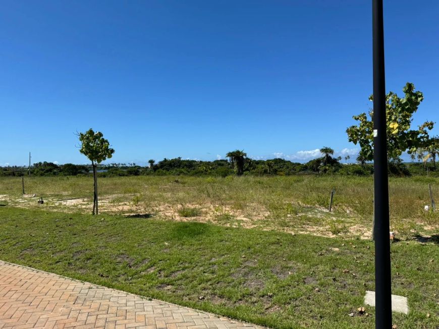 Alphaville Guarajuaba 1 - Lote com fundo para a lagoa 751m2