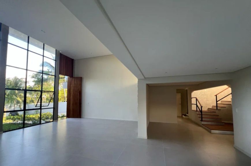 Excelente casa, 5 suítes, estilo moderno, em Busca Vida!