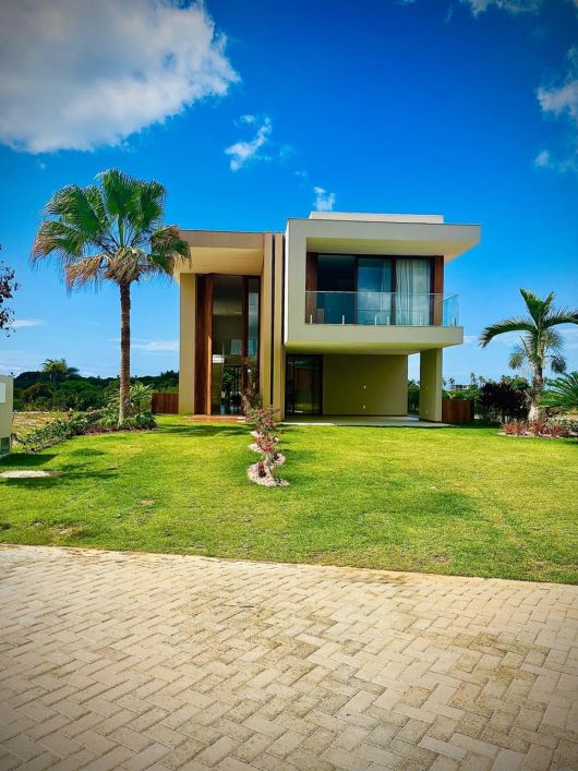VENDO CASA 6/4 SUÍTES - ALPHAVILLE GUARAJUBA