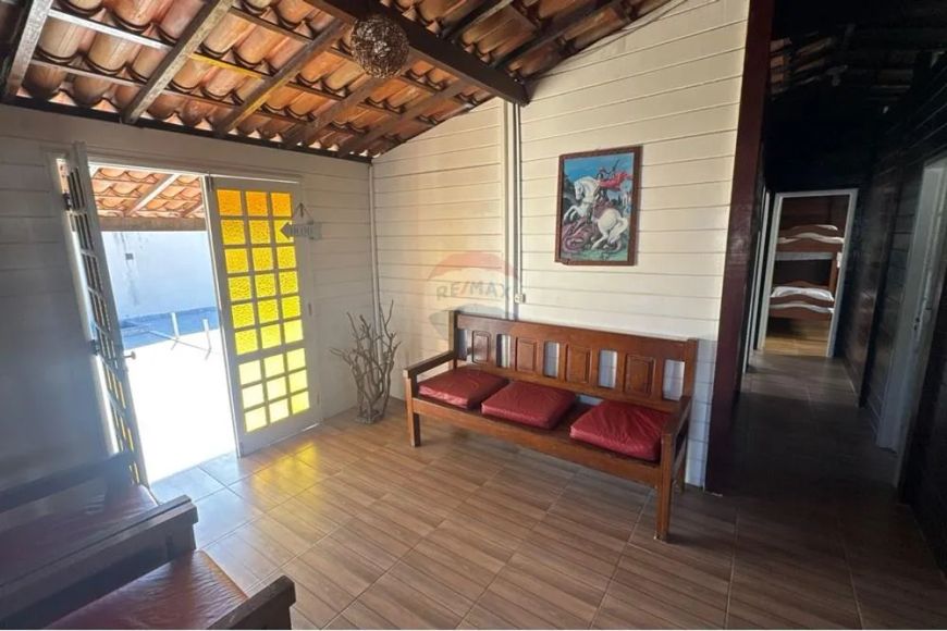 Casa nascente com 3 quartos, sendo 1 suíte, à venda em Jauá