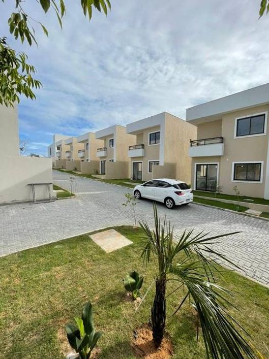 Oportunidade - Excelente Casa 4/4 Com Suíte E Nascente em Abrantes