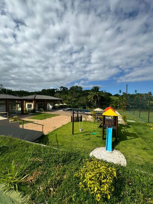 Imóvel para venda tem 154 metros quadrados com 4 quartos em Nova Abrantes (Abrantes) - Camaçari - BA