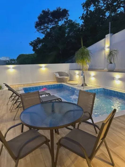 Casa Alto Padrão 4 suítes com piscina privativa em Alphaville Litoral Norte 1