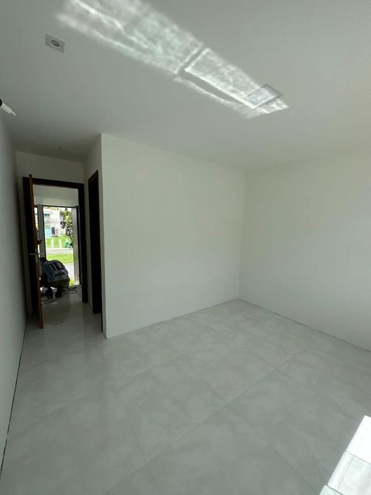 Casa de condomínio para venda com 280 metros quadrados com 4 quartos