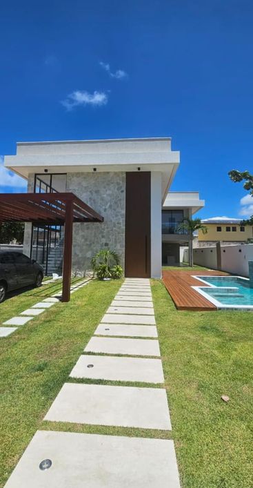 Casa de condomínio para venda com 423 metros quadrados com 8 quartos