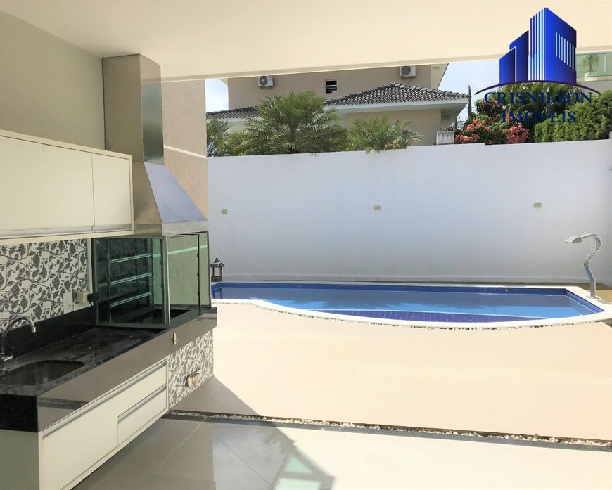 CASA À VENDA ALPHAVILLE LITORAL NORTE I, R$ 1.750.000,00, EXCELENTE, 4 SUÍTES, PISCINA NOVA!