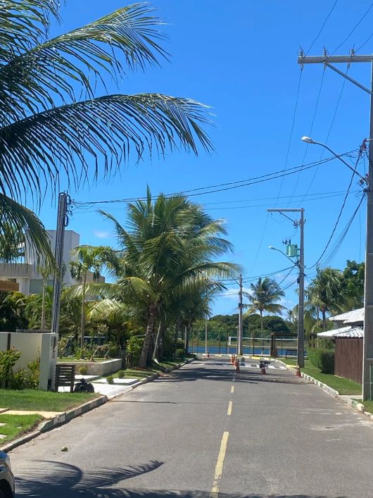 Imóvel para aluguel e venda possui 600 metros quadrados com 7 quartos em Centro - Camaçari - BA