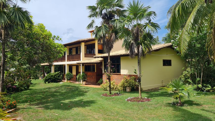 Encantador Sítio permeado pela natureza, com sede com 4 quartos + edícula, Busca Vida , Camaçari - B