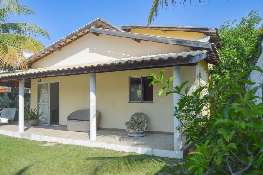 Casa de condomínio para venda com 327 metros quadrados com 3 quartos
