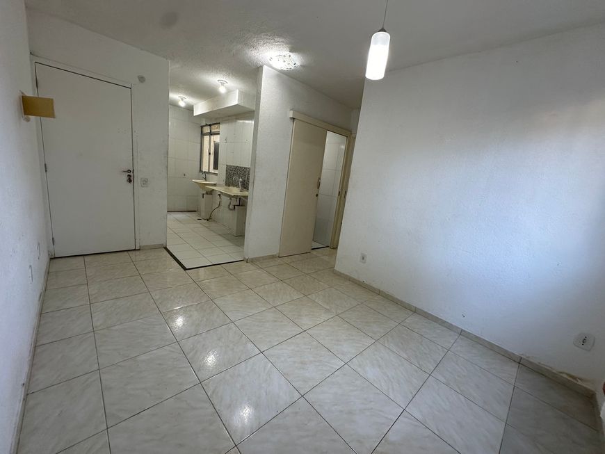 Apartamento terreo com 2/4