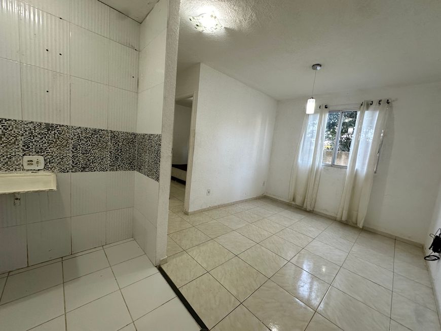 Apartamento terreo com 2/4