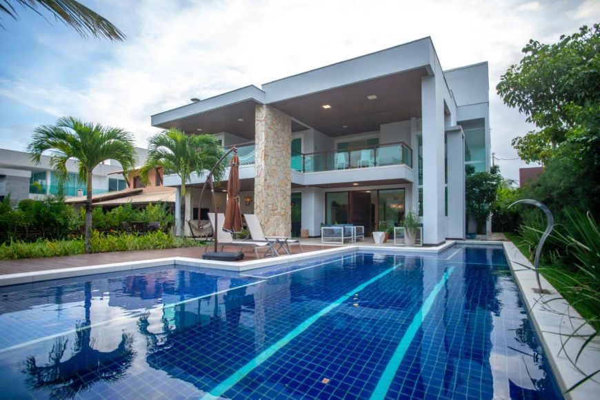 Vendo Linda Casa 5 Suítes Em Guarajuba Perto da Praia