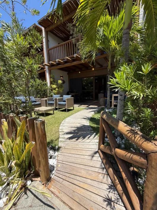 Vendo Vilage, 93,44m², 2/4, varanda, 2 vagas. Itacimirim.
