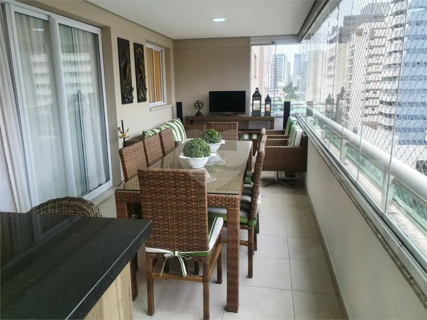Apartamento com 4 quartos para locação em Vila Gertrudes - SP