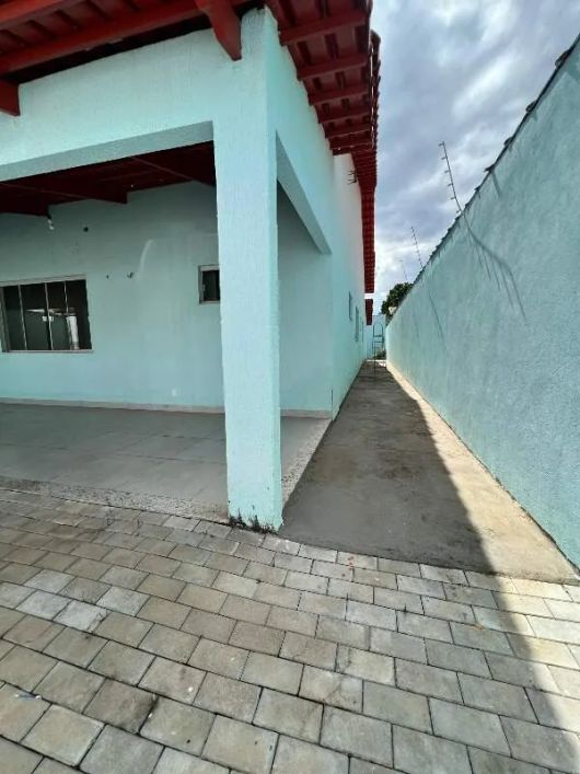 CASA A VENDA 1203 SUL