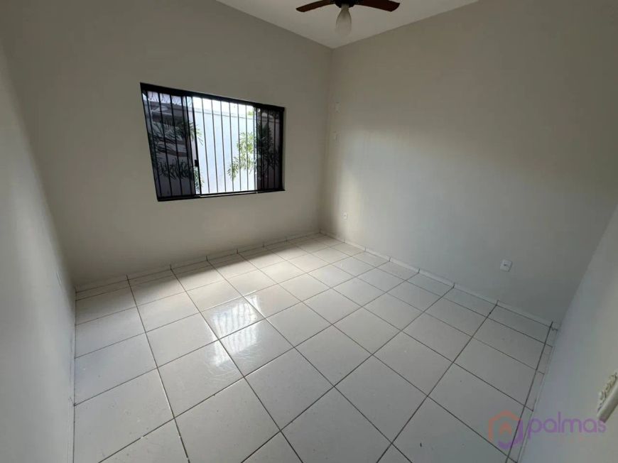 Casa à venda na 1204 Sul, Palmas-TO: 2 quartos, 1 suíte, sala ampla, garagem. Viva com conforto e pr
