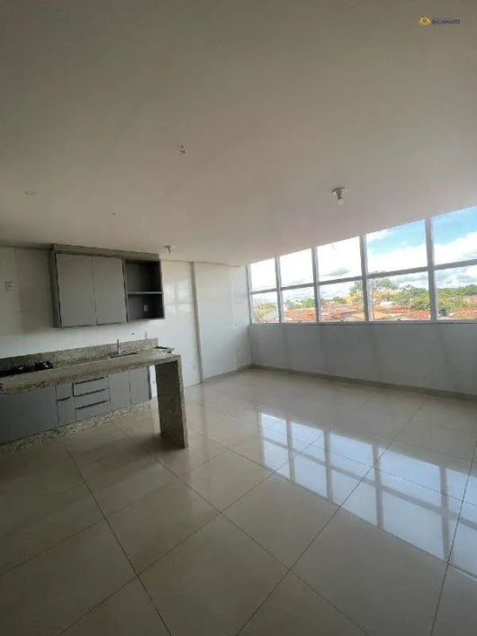 APARTAMENTO COM 03 SUITES NA QUADRA ARNE 14