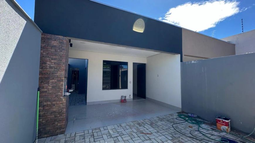 CASA COM EXELENTE LOCALIZÇÃO- Próximo á ULBRA 3quartos sendo 1 suíte
