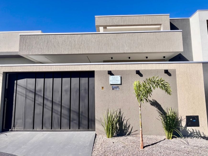 Casa com 3 quartos na 1603 sul