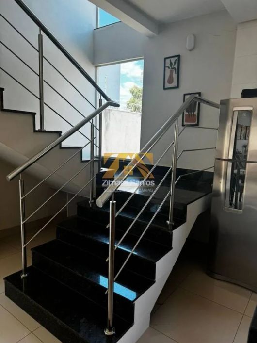Sobrado 4/4, sendo 3 suíte, 248 m² - 1404 sul (ARSE 141) - Palmas/TO