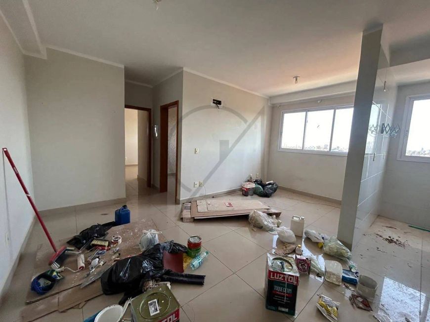VENDE-SE APARTAMENTO COM DOIS QUARTOS POR R$ 380.000,00