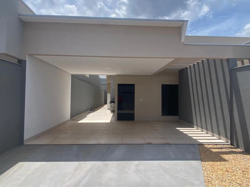 Casa Nova 3 quartos ótimo espaço de lote