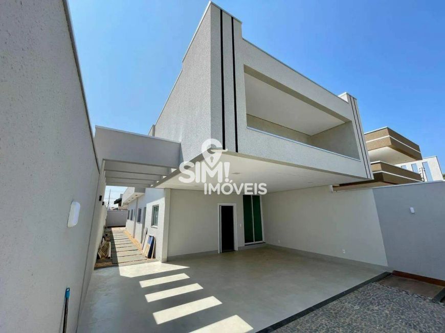 OPORTUNIDADE, CASA DE 3 QUARTOS COM 1 SUÍTE!