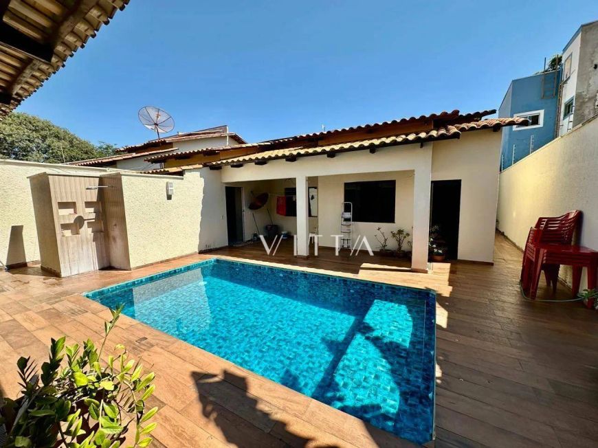 Casa com 3 dormitórios à venda, 136 m² por R$ 670.000,00 - Plano Diretor Sul - Palmas/TO
