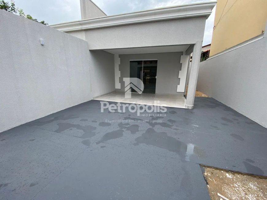 Casa nova na 1.006 Sul com 2 quartos sendo 1 suíte e muito espaço em Palmas - TO