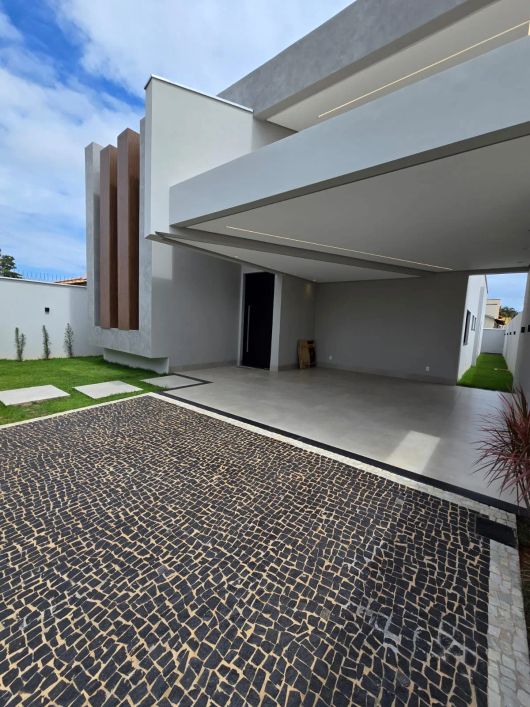 Vende-se Casa alto padrão 3 Suítes + escritório – Palmas -To