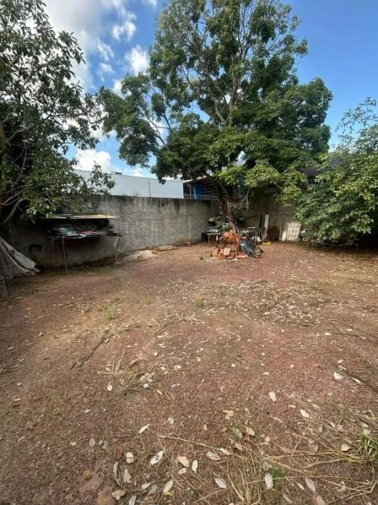 CASA A VENDA EM TAQUARALTO , 150 MESTROS DA AVENIDA TOCANTINS