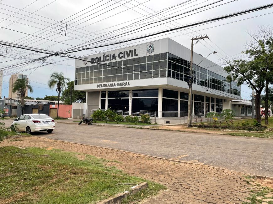 Lote Comercial Esquina 770 m2 Frente FUNAI