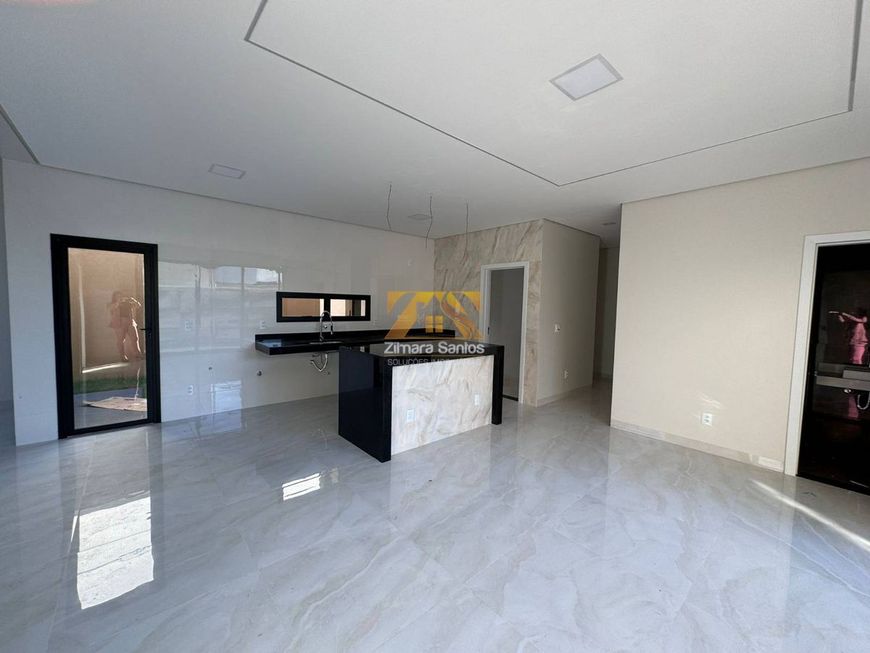 Casa Alto Padrão, com 3 suítes, 252 m² - Condomínio Mirante do Lago - Palmas/TO