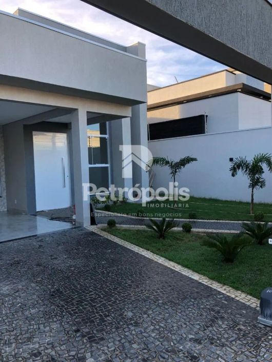 Lindíssima casa, 3 suítes sendo uma master muito bem localizada à venda, 186 m² por R$ 1.150.000,00,