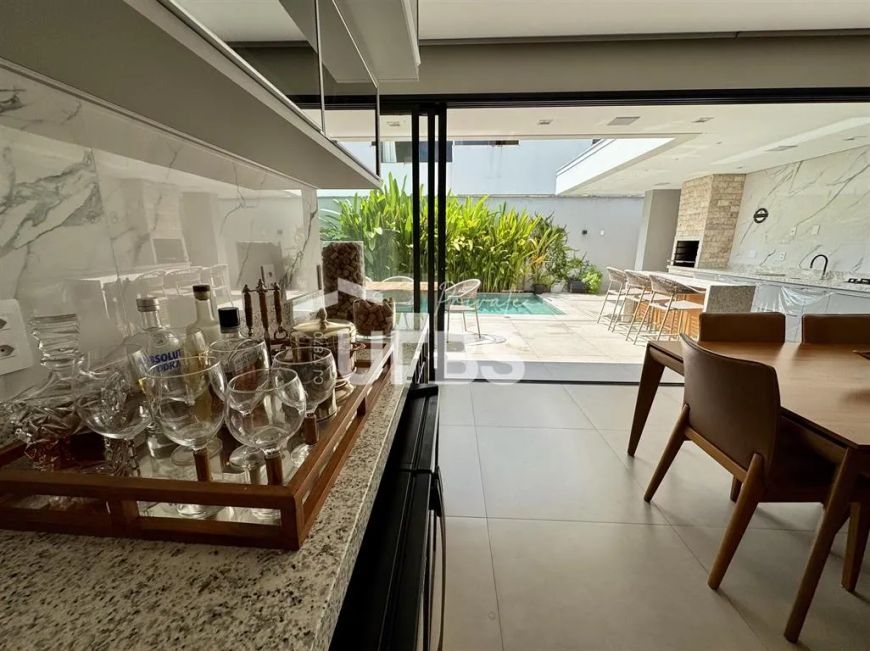 Casa Térrea em Condomínio de Alto Padrão