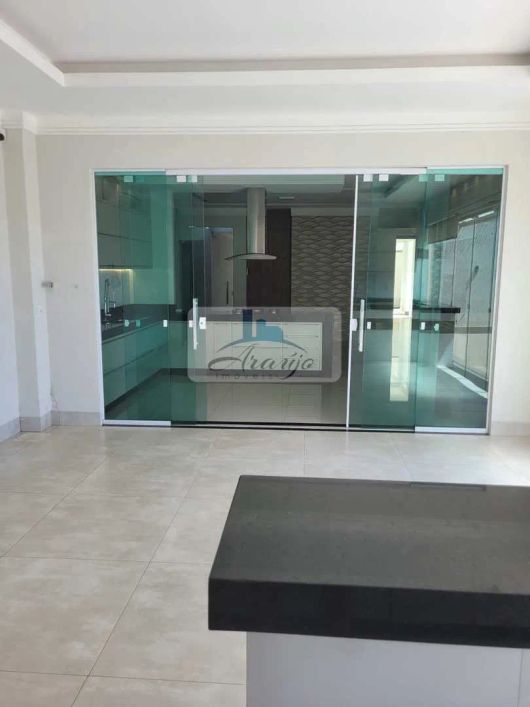 Casa com 3 quartos, Plano Diretor Norte, Palmas - R$ 1.35 mi, Cod: 2516