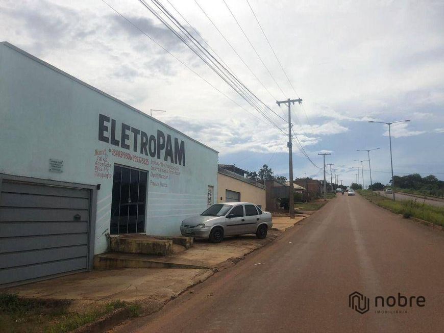 Casa Com Ponto Comercial no Jardim Aureny 03