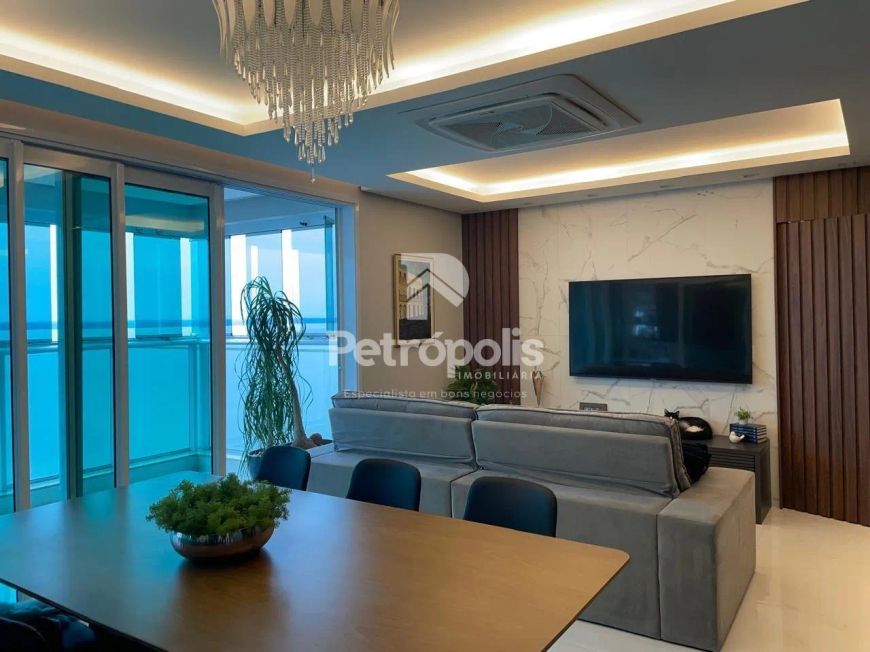Belíssimo Apartamento com 3 Suítes na Orla 14 com 146 m² a venda por R$ 2.350.000,00 - Plano Diretor