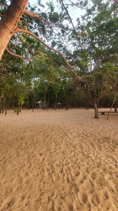 VENDE-SE CHÁCARA PARCELADA EM CONDOMINIO FECHADO BEIRA LAGO DE PALMAS
