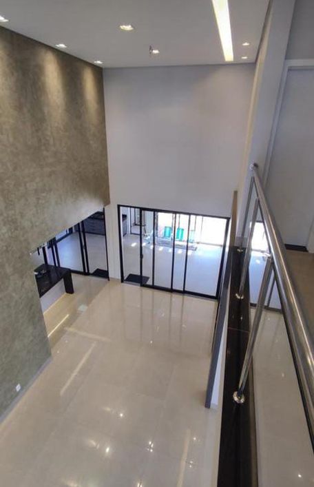 Sobrado alto padrão em condominio fechado