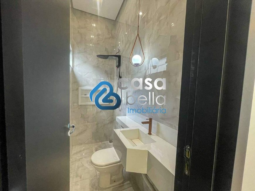 Casa no centro de Palmas, pra quem procura espaço, conforto e designer moderno essa é pra você!