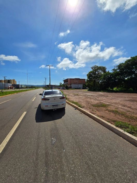 Vende-se Lote Comercial na Av Lo 14 em Palmas -To