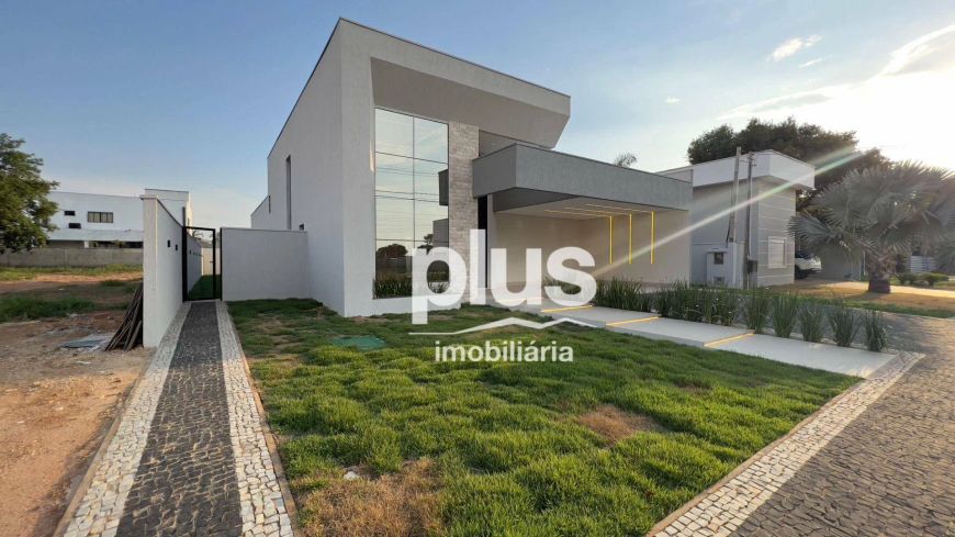 CASA DE LUXO COM 3 SUÍTE E ESCRITÓRIO NO CARIBE - PALMAS/TO