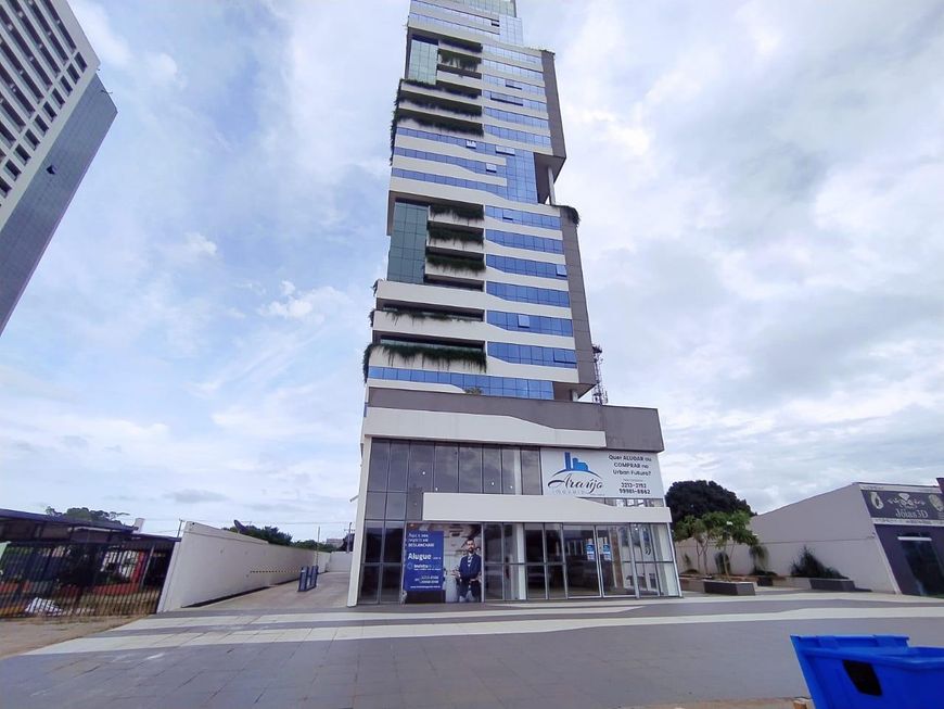 SALAS COMERCIAIS NO EDIFÍCIO URBAN FUTURO