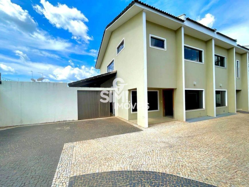 SOBRADO ALTO PADRÃO 3 SUÍTES SENDO 2 AMERICANAS RESIDENCIAL MARIA VITORIA 110 NORTE