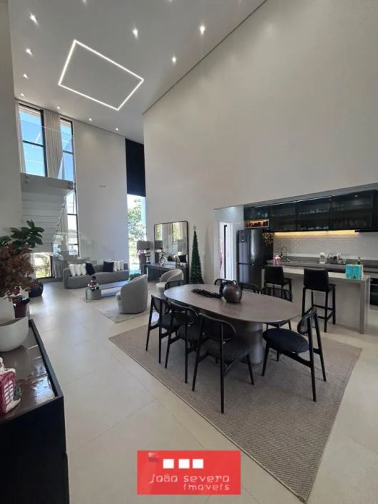Casa para Venda em Palmas, 4 dormitórios, 4 suítes, 5 banheiros, 4 vagas