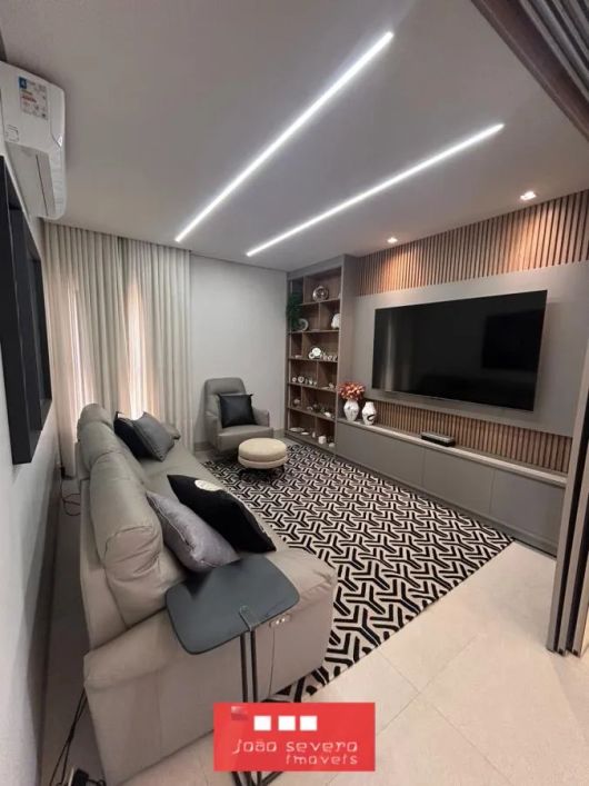 Casa para Venda em Palmas, 4 dormitórios, 4 suítes, 5 banheiros, 4 vagas