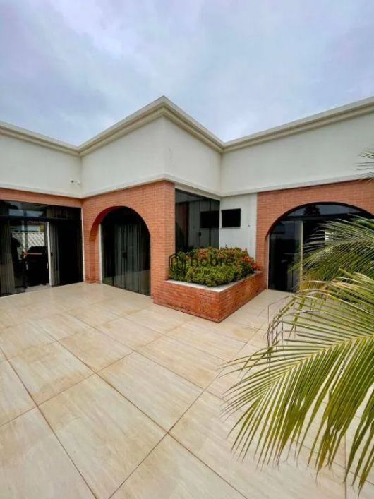 Sobrado com 4 dormitórios à venda, 862 m² por R$ 5.500.000,00 - Plano Diretor Sul - Palmas/TO