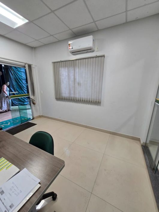 Vende-se Galpão no Setor Industrial quadra 1012 sul - Palmas -To